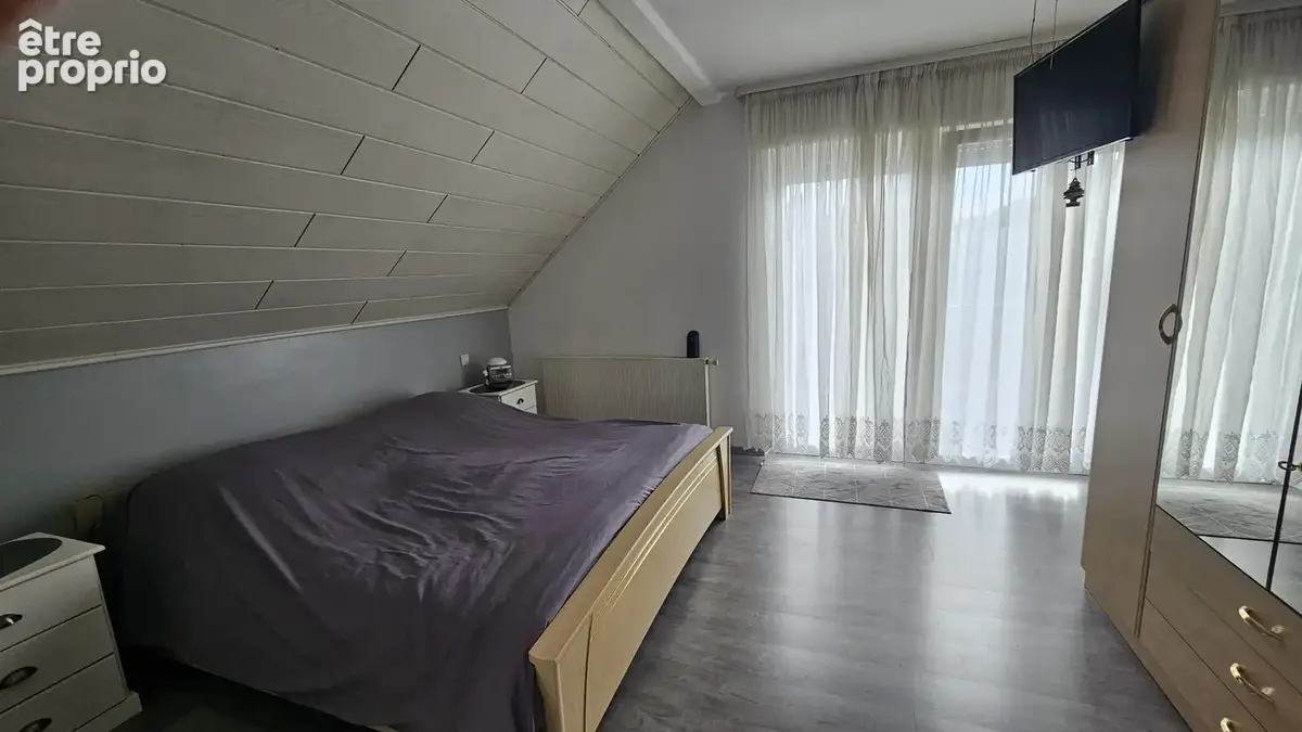 Maison 104 m2 sur1,43 are - photo 5