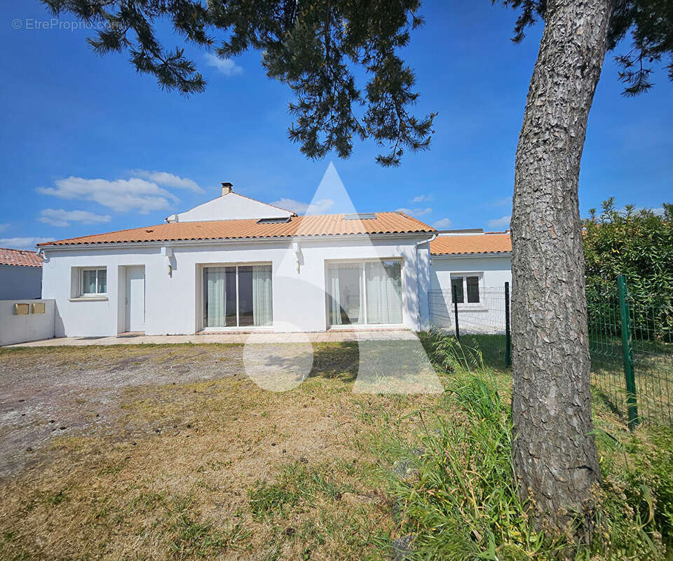Maison à LA TREMBLADE