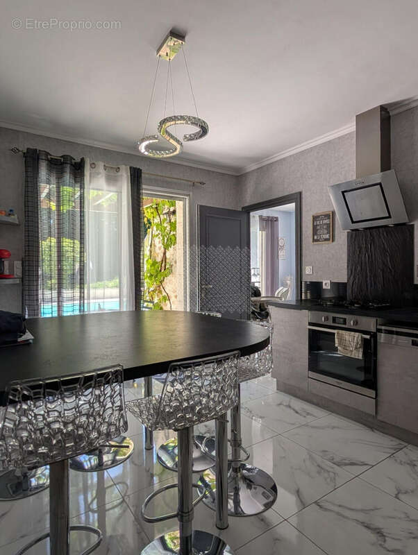 Maison 220 m² à Bonnoeuvre  - photo 4