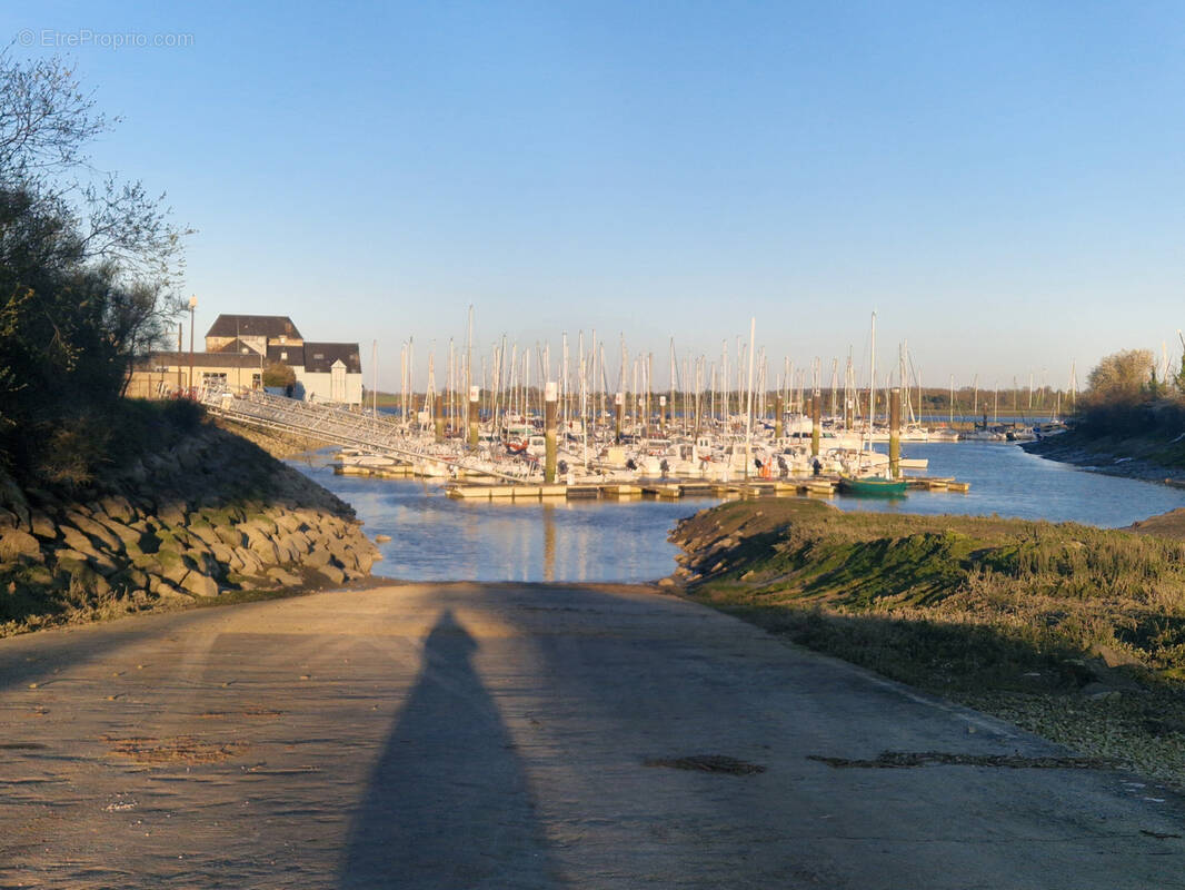 Maison à PLOUER-SUR-RANCE