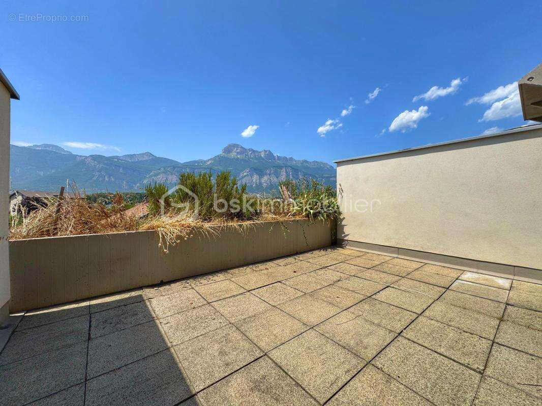 Appartement à VILLARD-BONNOT