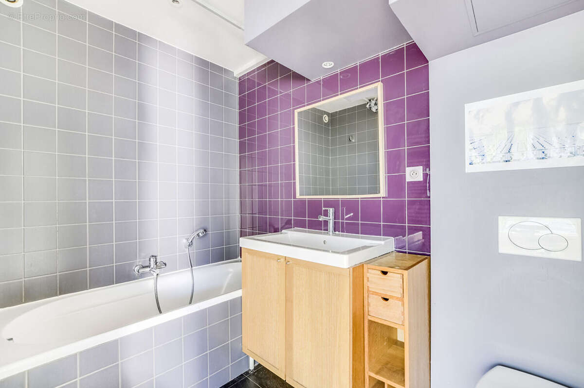 Appartement à PARIS-19E