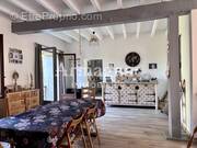 Maison à VIC-FEZENSAC