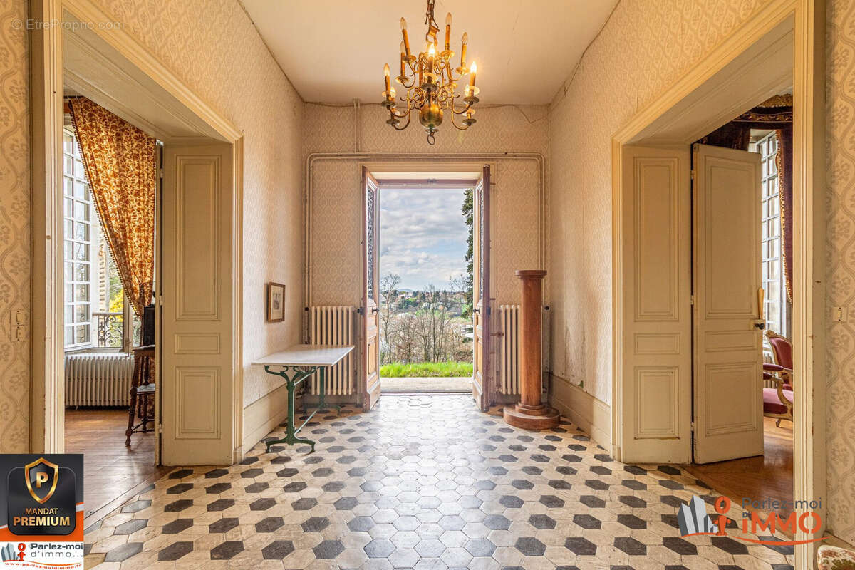 Maison à L'ARBRESLE