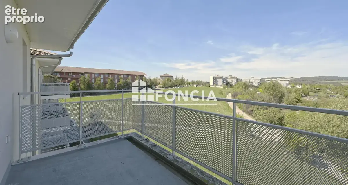 T2 dernier étage avec terrasse - copropriété récente - Idéal primo ou investisseur - photo 2