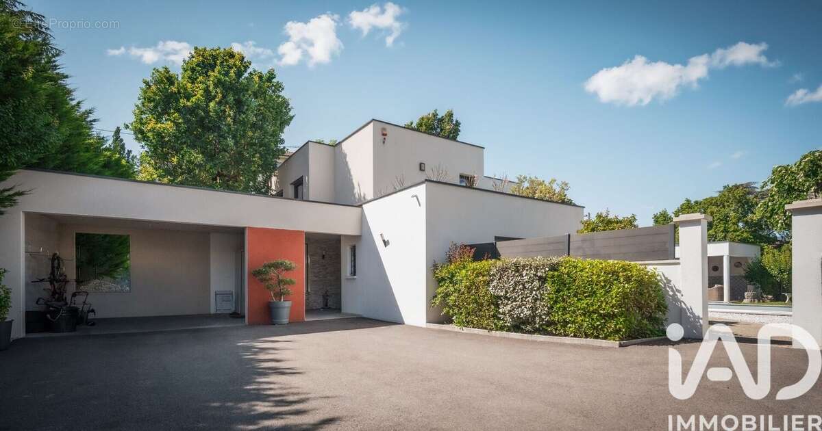 Maison 190 m² à Annonay  - photo 2