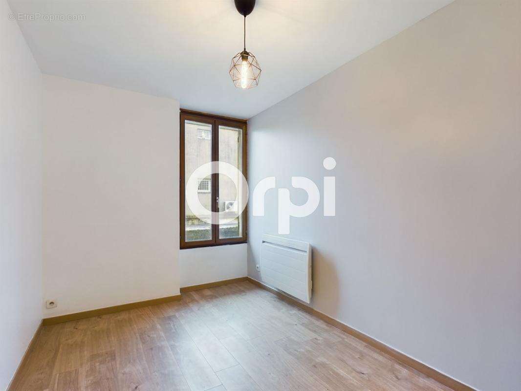 Appartement à VILLARD-BONNOT