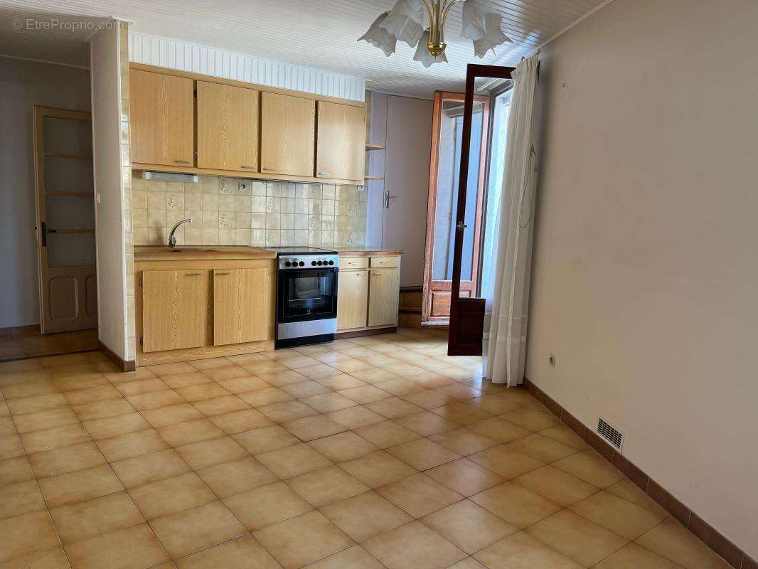 Maison à VILLEVEYRAC