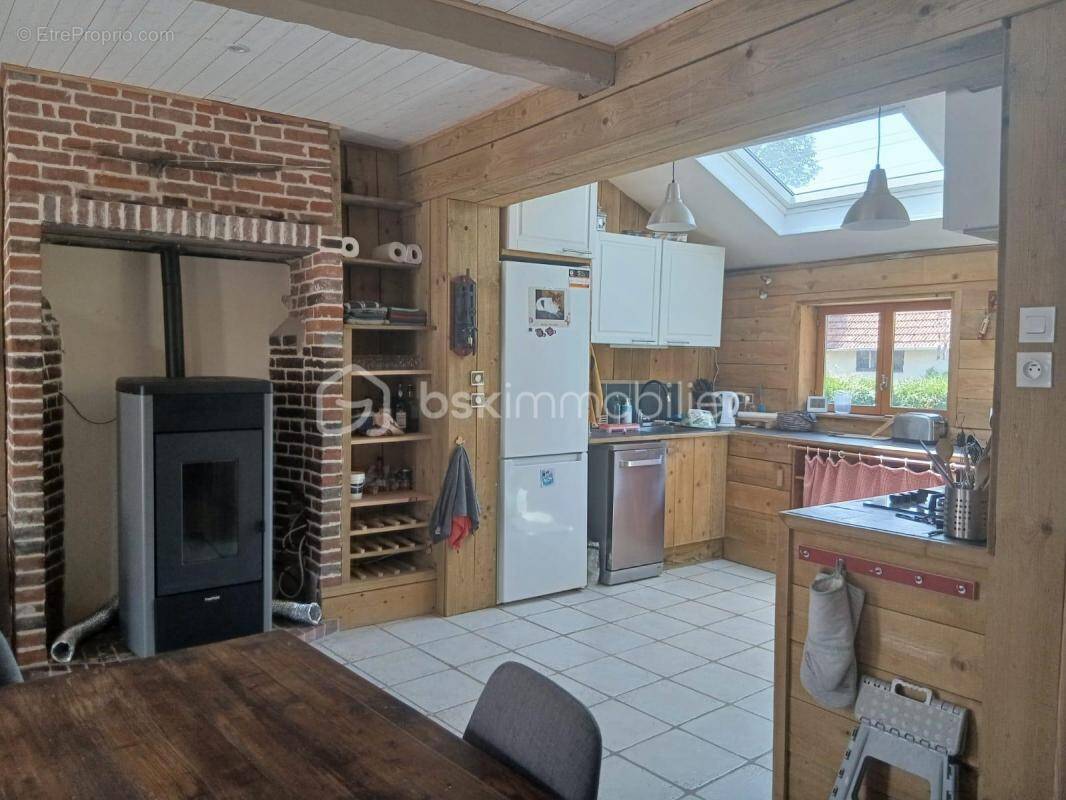 Charmante maison de 7 pieces - photo 3