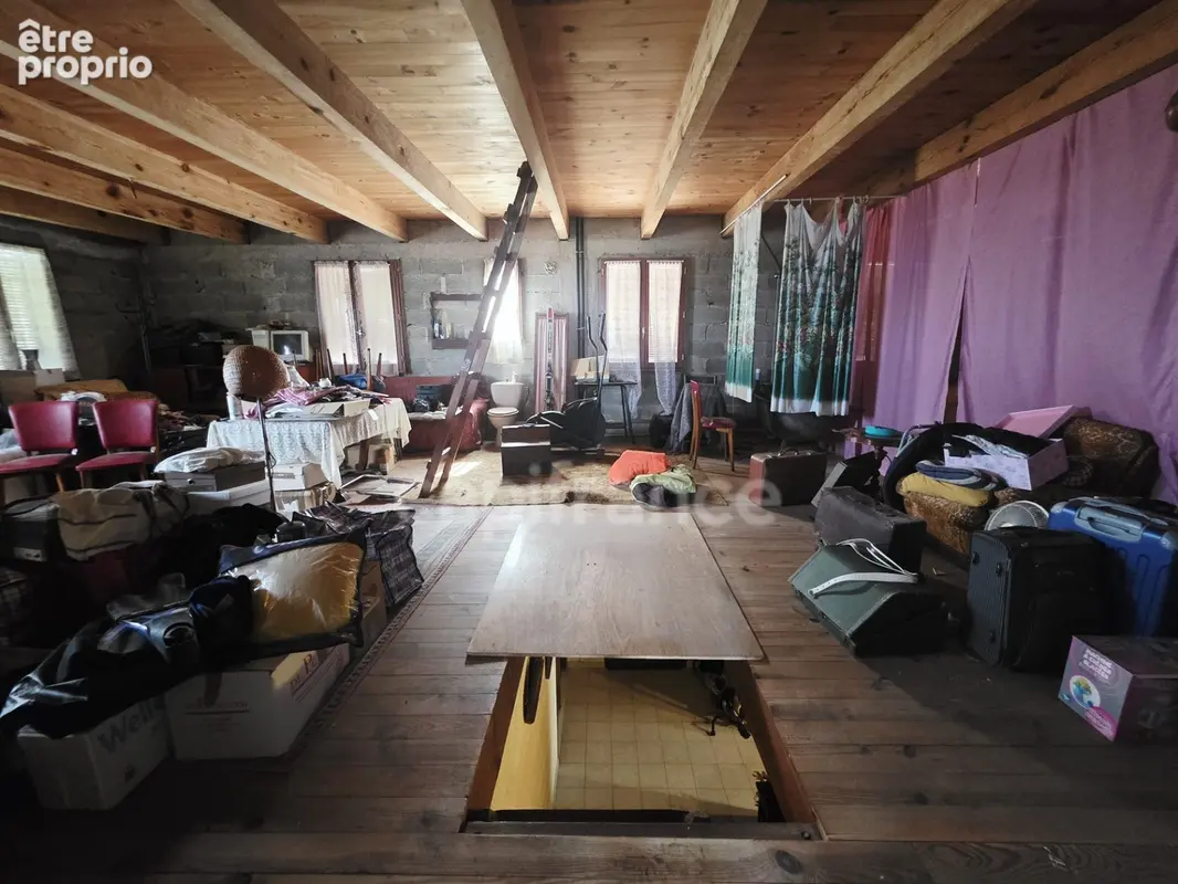 BORGO – Propriété à fort potentiel : 393 m² habitables + 2 980 m² de terrain – 395 000 € - photo 8