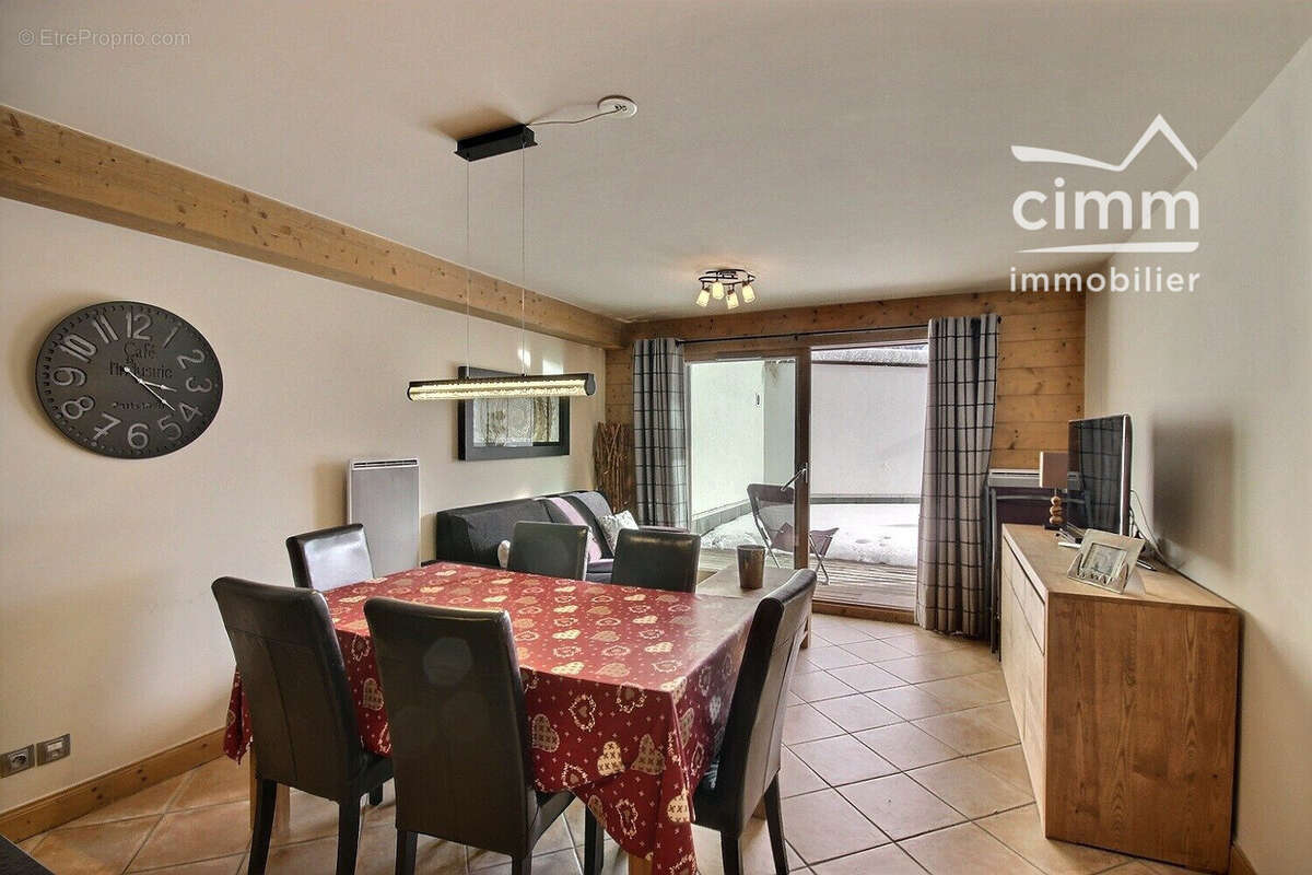 Appartement à ARACHES-LA-FRASSE