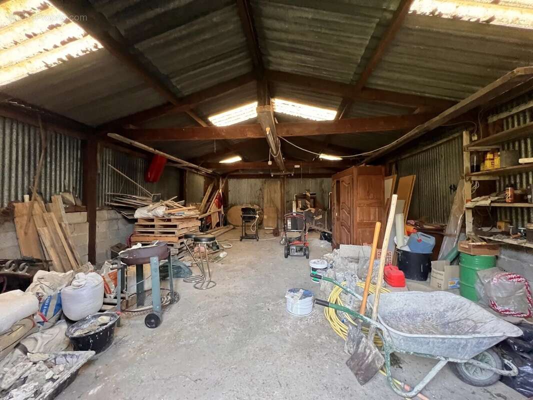 Maison à AUFFREVILLE-BRASSEUIL