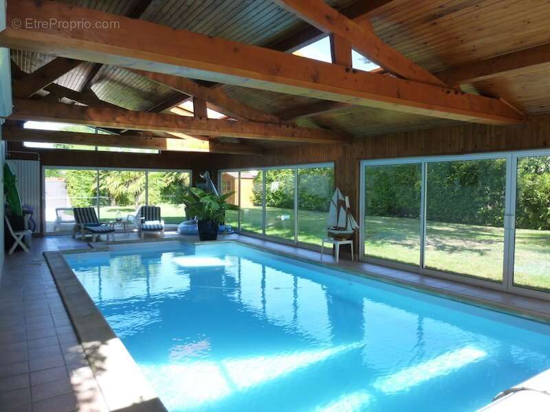 Maison à MAGNY-LES-HAMEAUX