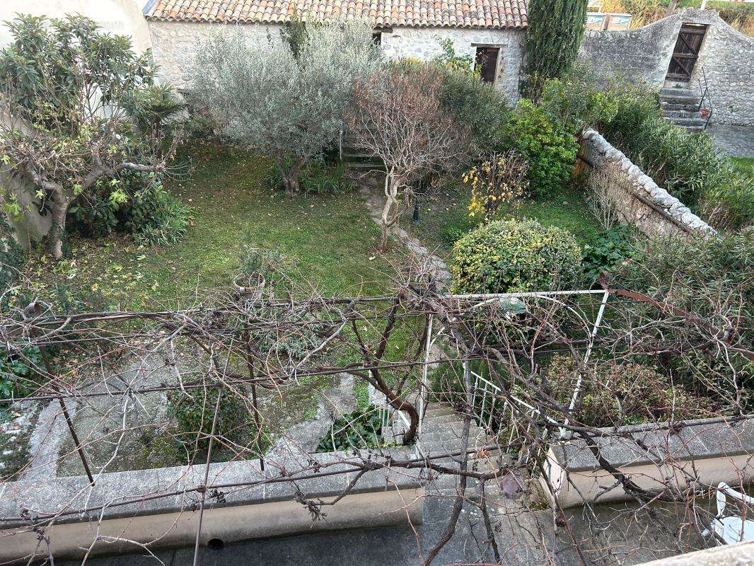 Maison à BUIS-LES-BARONNIES
