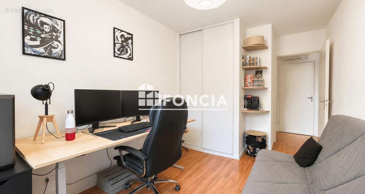 Appartement 3 pieces climatise avec terrasse, garage et cave - photo 5