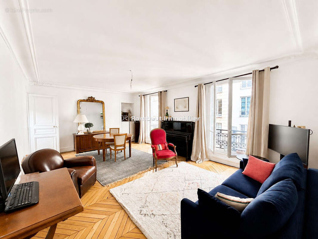 Appartement à PARIS-4E