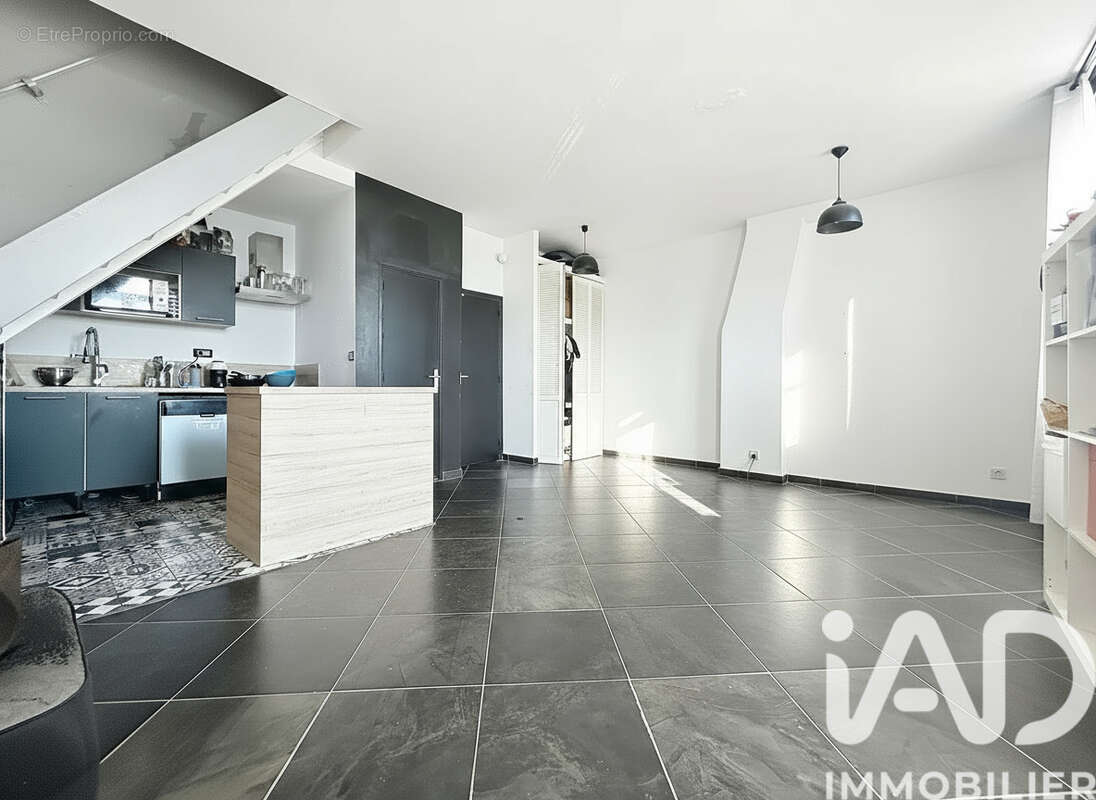 Photo 2 - Appartement à MARSEILLE-10E