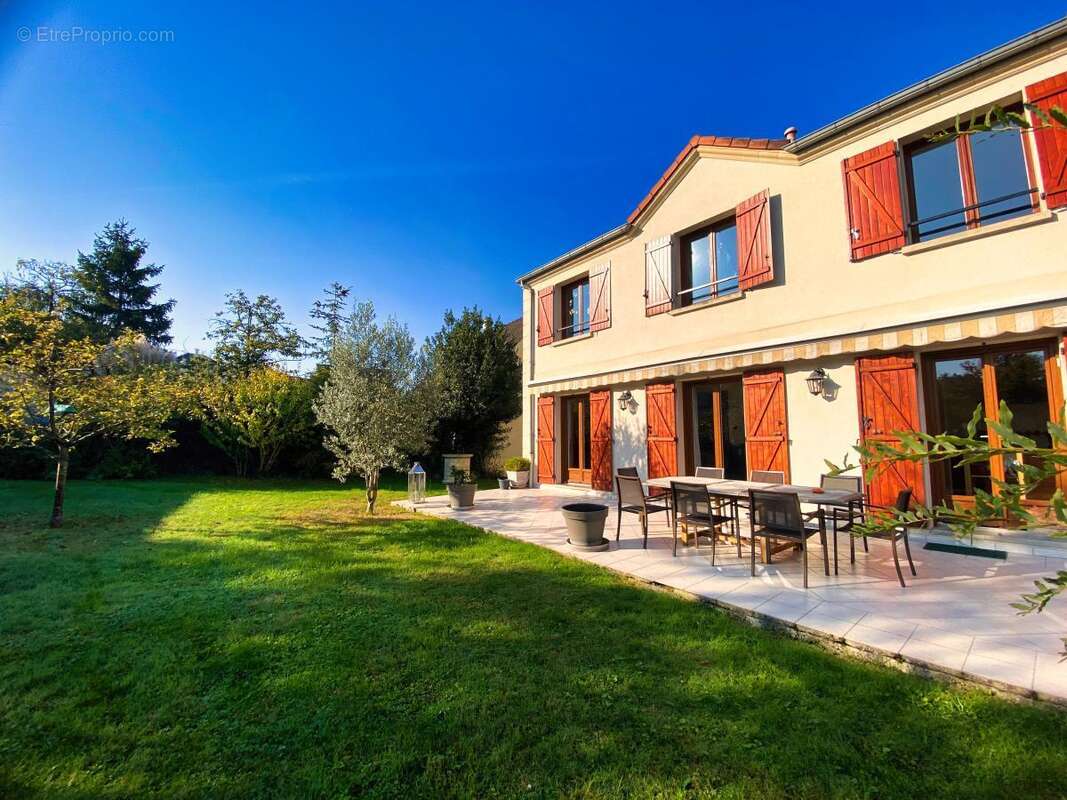 Maison à NOISY-LE-GRAND