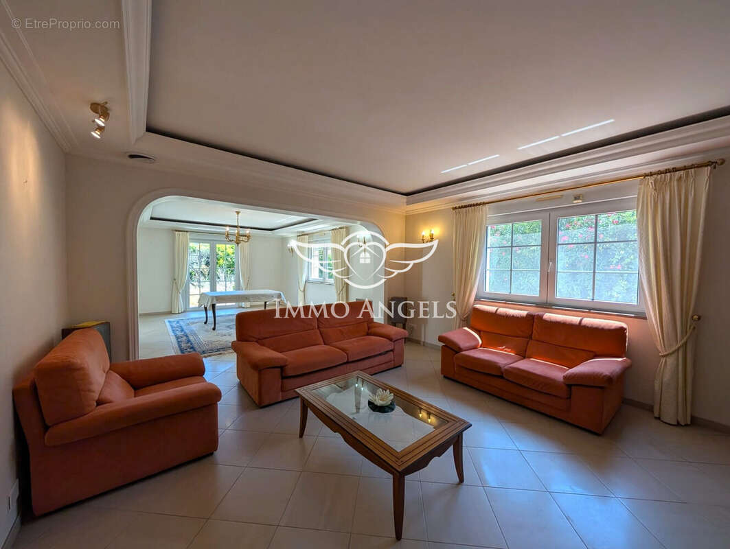 Maison 181 m² à Gignac  - photo 5