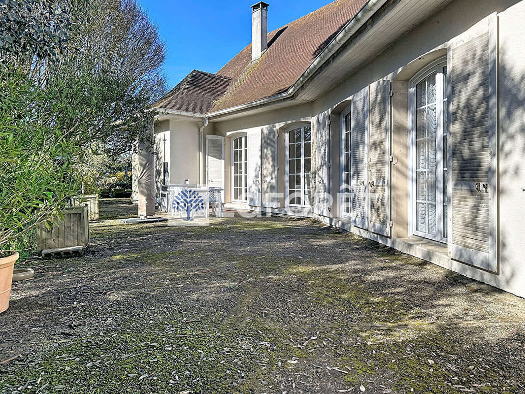 Maison à CHATILLON-SUR-THOUET
