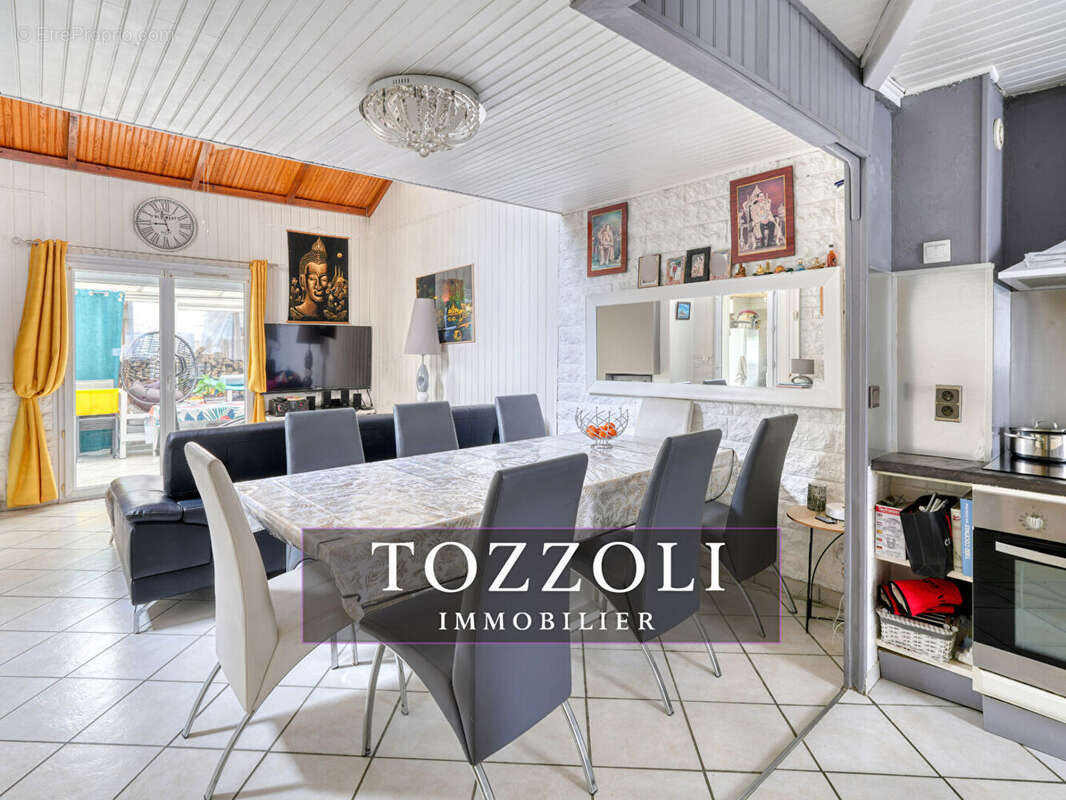 Maison à VILLEFONTAINE