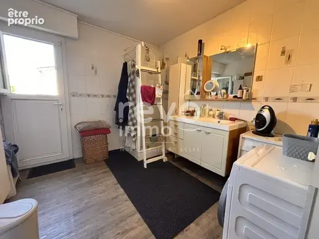 Maison familiale de 170m2 avec piscine chauffée sur plus de 9 000 m² - photo 9
