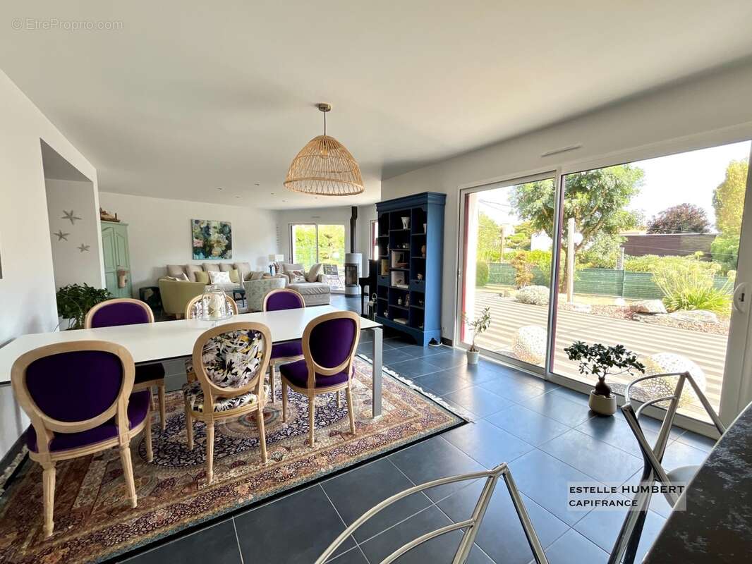 Maison à vendre 6 chambres, 223m2 - photo 3