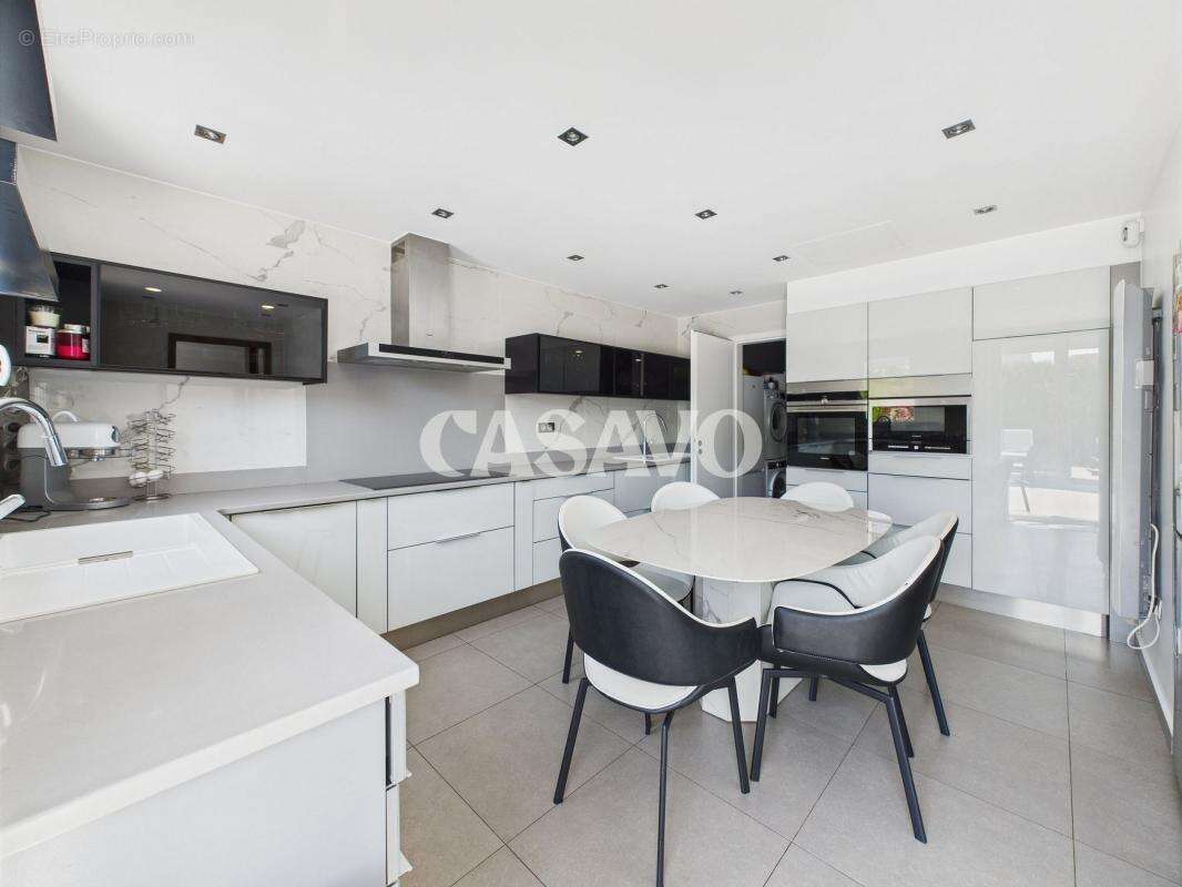 Maison à SAINT-BRICE-SOUS-FORET