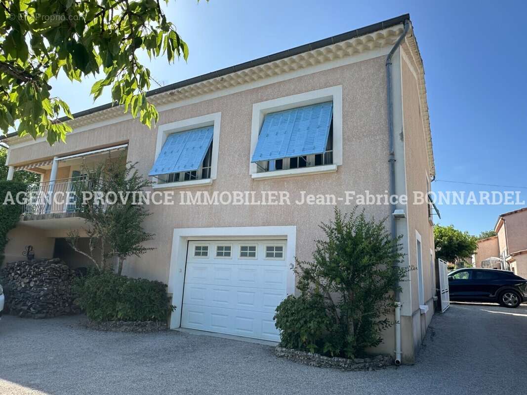 Maison 152 m² à Grignan  - photo 12