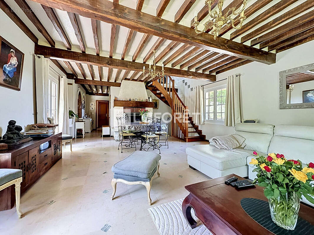 Maison à ASNIERES-SUR-OISE