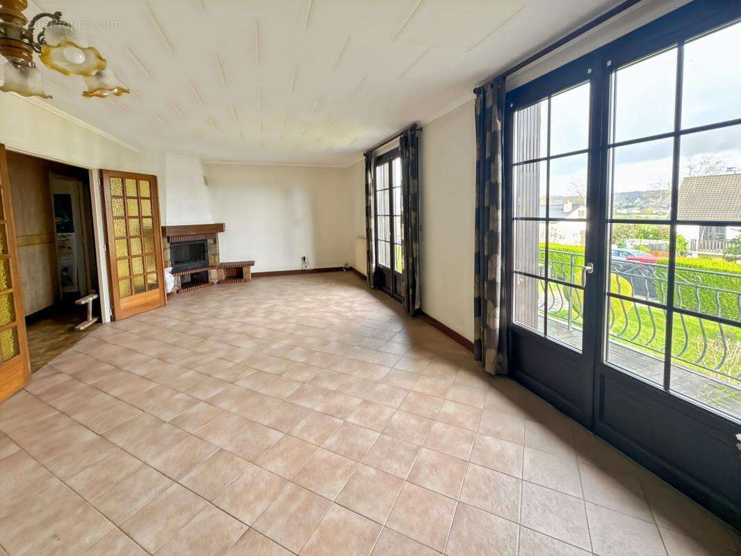 Maison à SAINT-ARNOULT