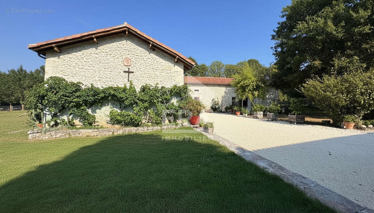 Maison 152m² à saint-astier - photo 2