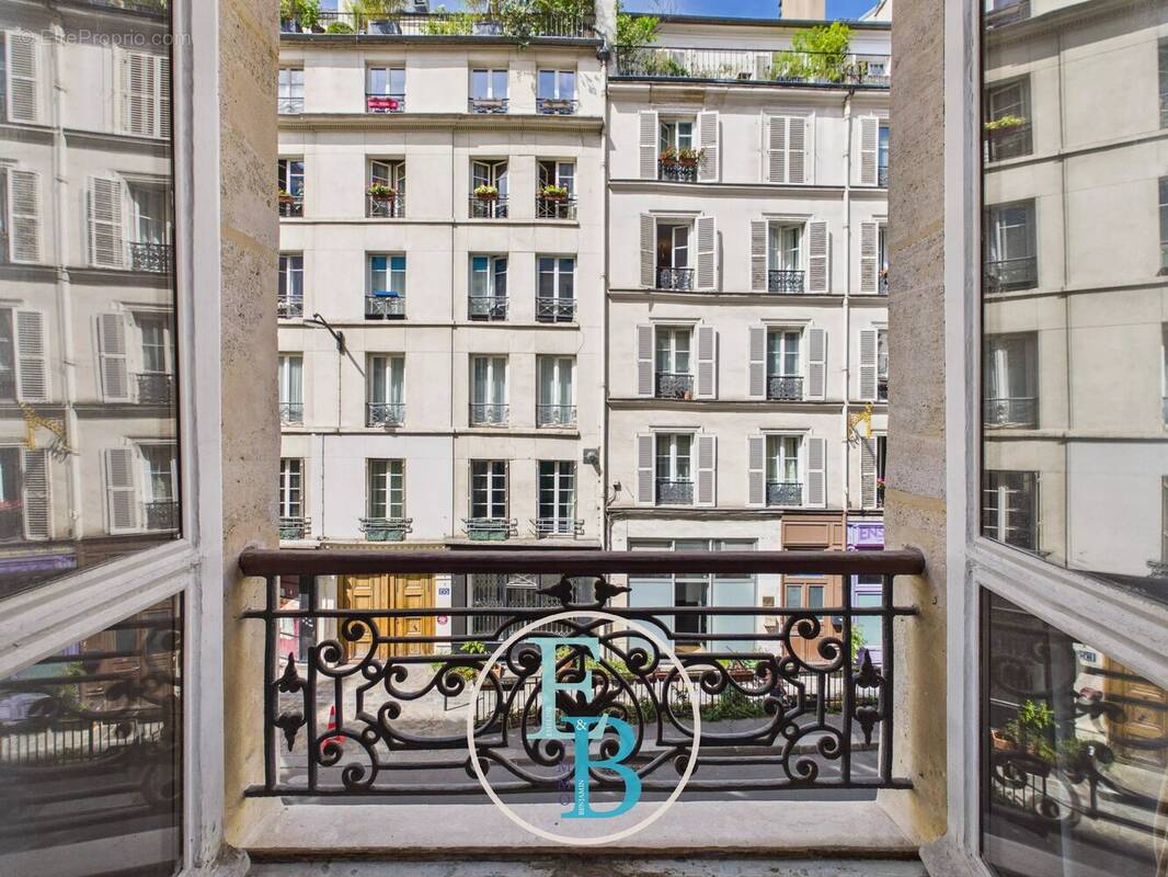 Appartement à PARIS-11E