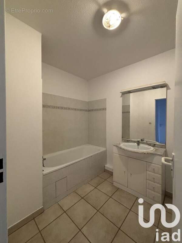 Photo 8 - Appartement à SALON-DE-PROVENCE