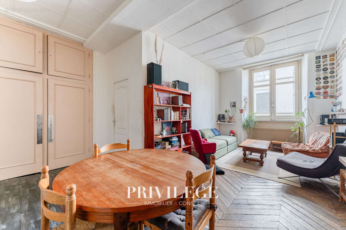 Appartement à LYON-1E