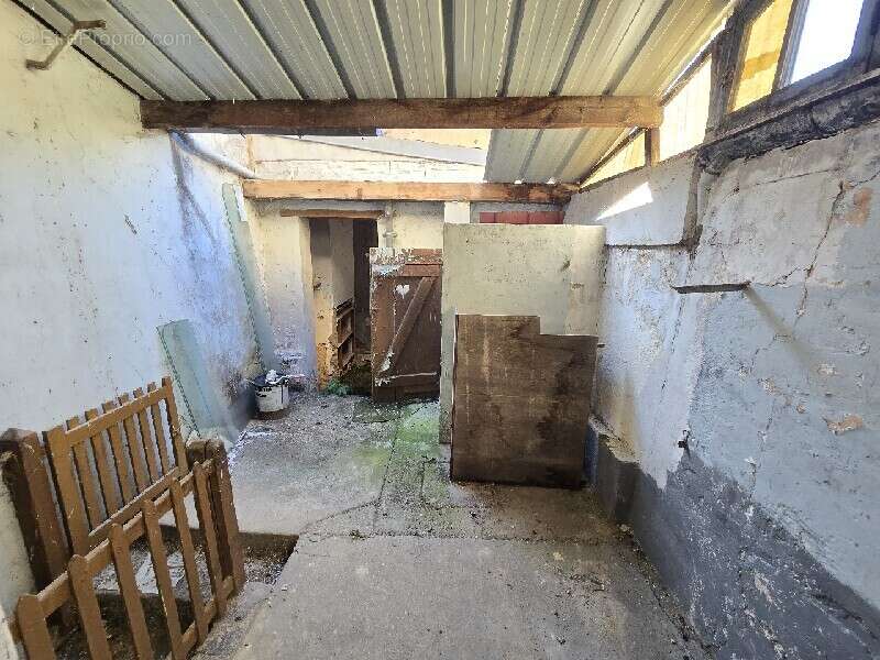 Maison 80 m² à Nonancourt  - photo 4