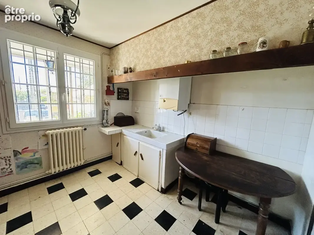 Maison avec grand jardin et garage - photo 4