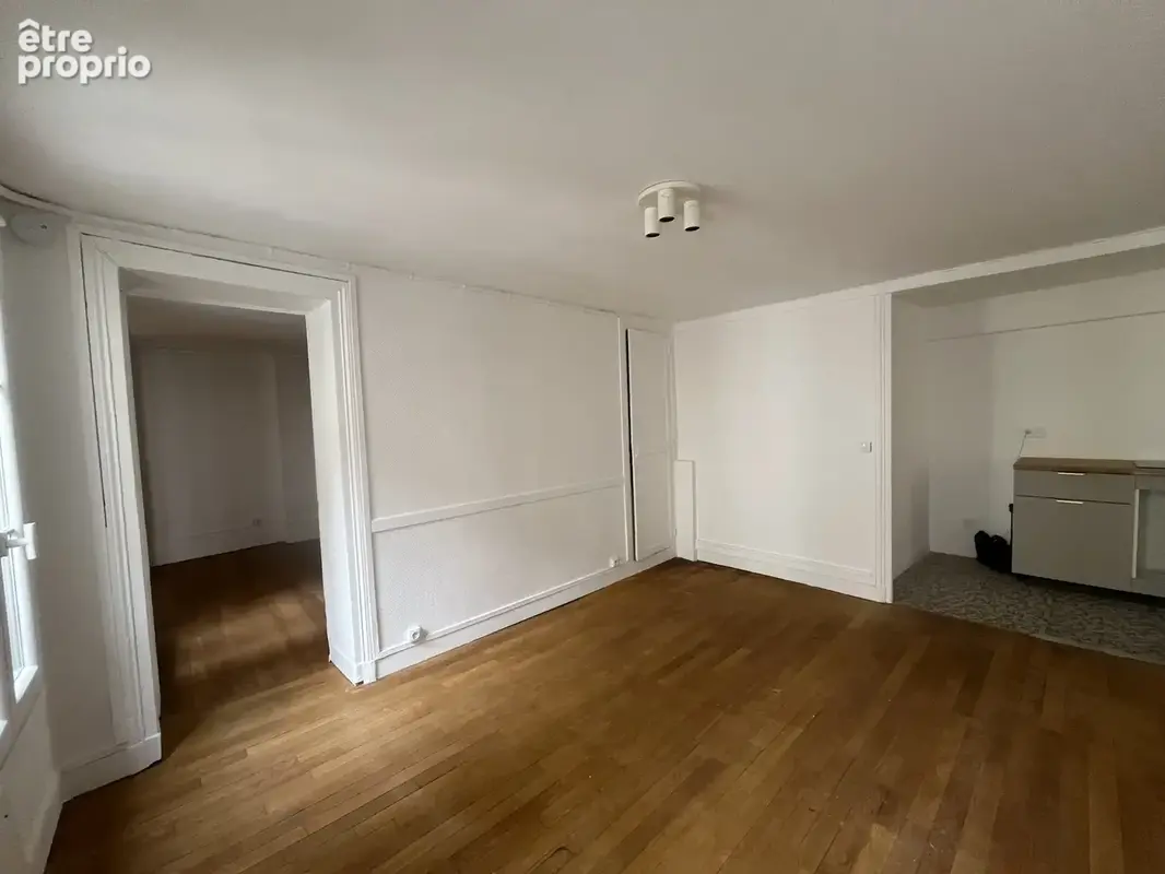 Appartement 84 m² à Paris-3e  - photo 2
