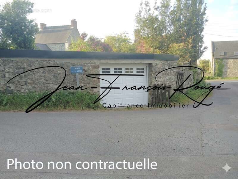 Maison à AGON-COUTAINVILLE