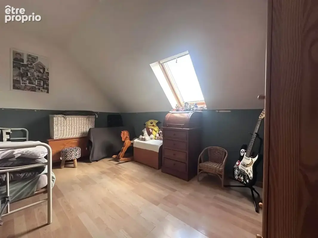 À VENDRE   Pavillon familial avec piscine et jardin arboré à Puchevillers - photo 12