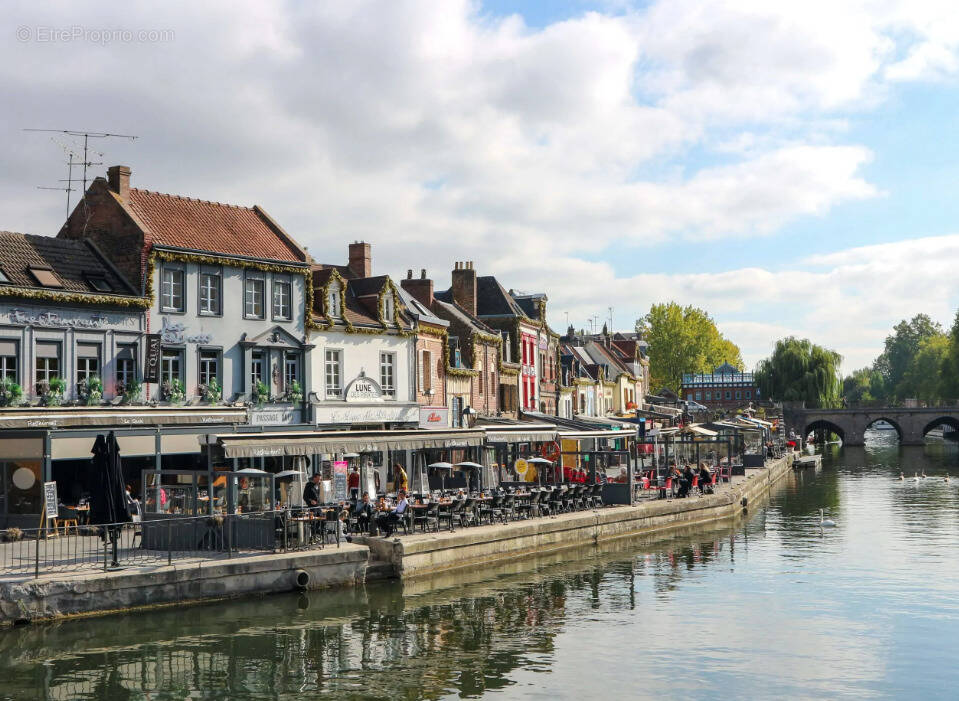 Commerce à AMIENS