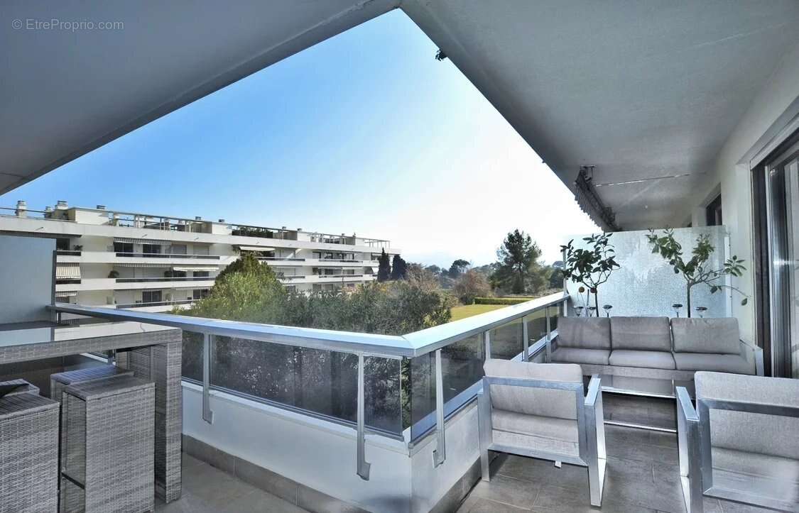 Appartement à MARSEILLE-8E