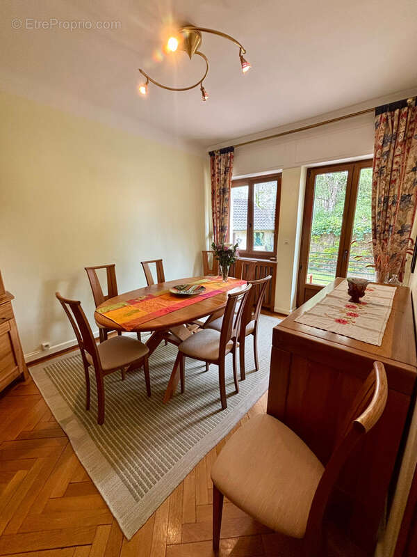 MAISON Quartier Vacquinière - 163 m2 - 4 chambres - Jardin - Garage - photo 9