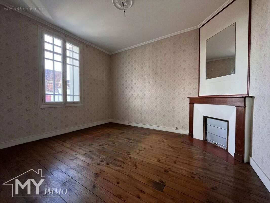 Maison à MONTPON-MENESTEROL