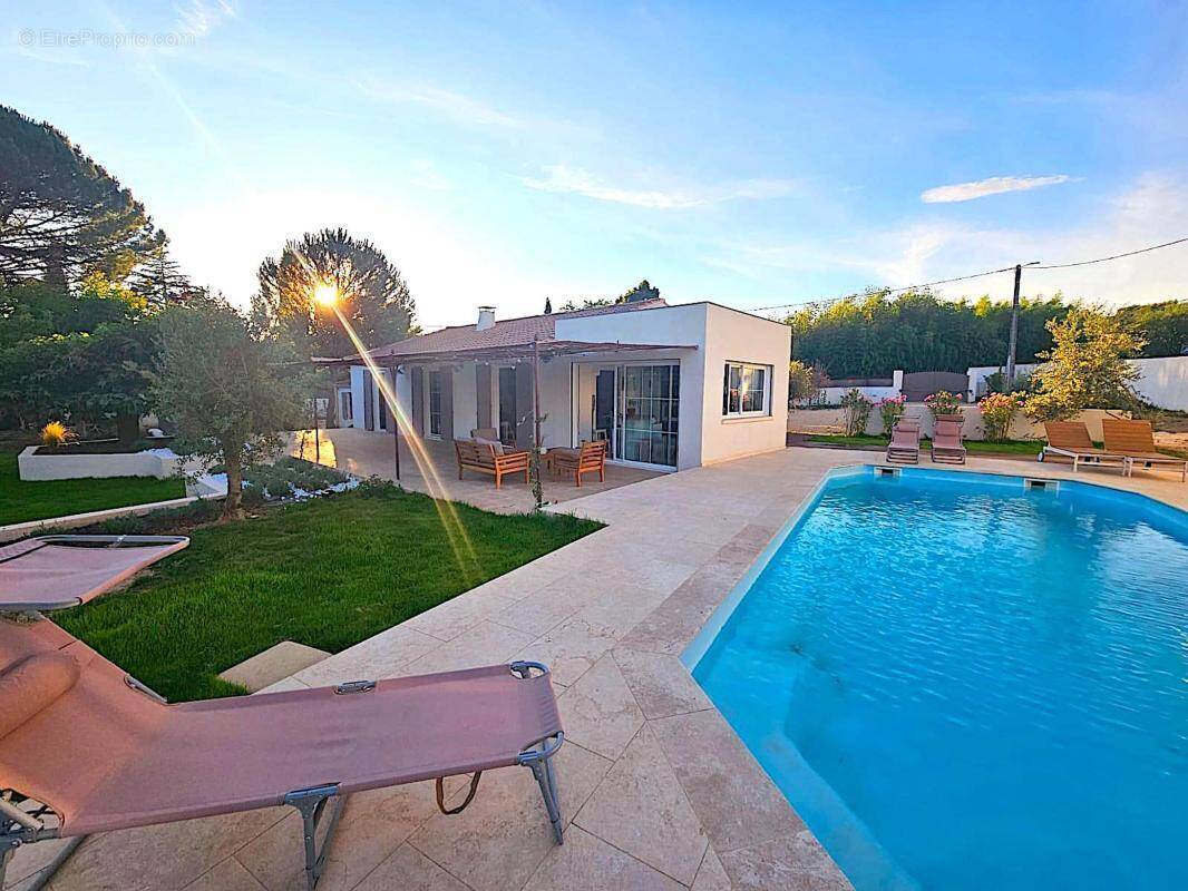 Maison à POURRIERES