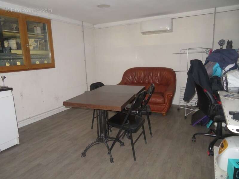 Commerce à DIGNE-LES-BAINS