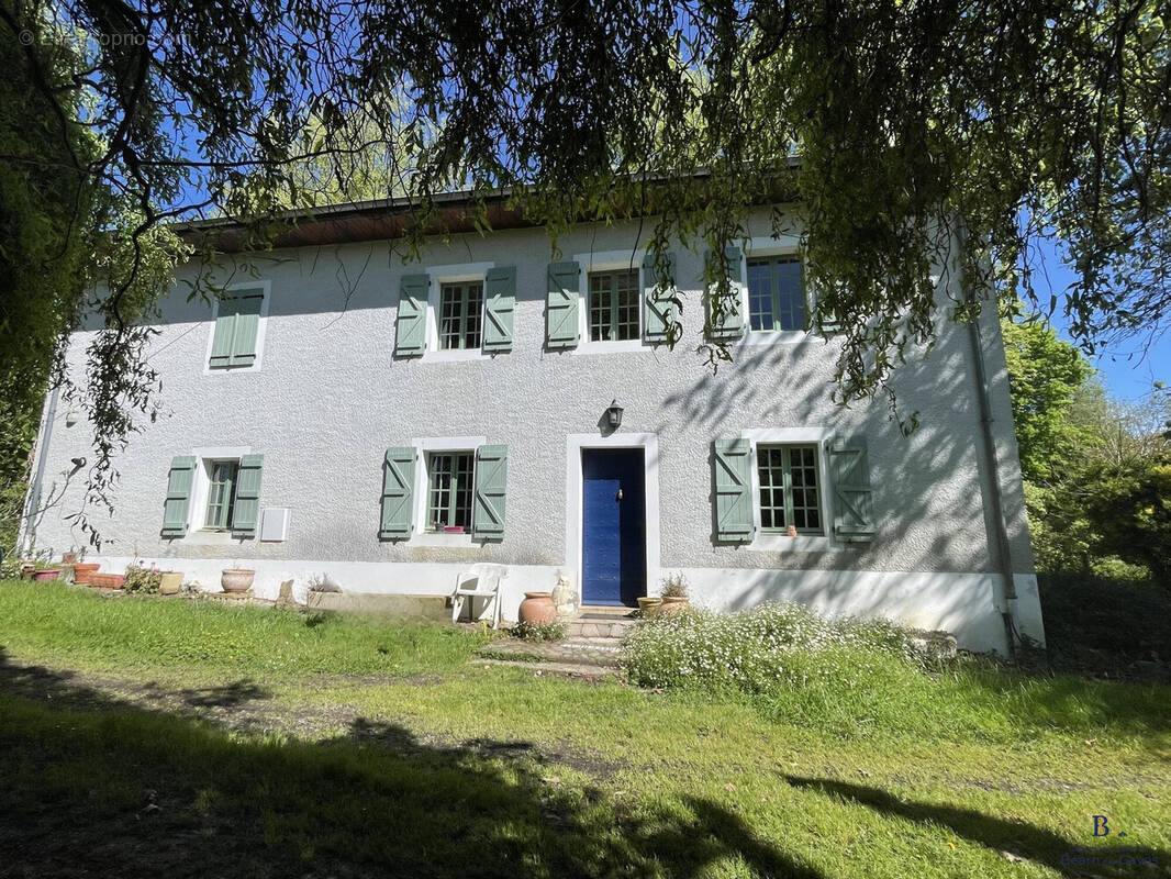 Maison à SAUVETERRE-DE-BEARN