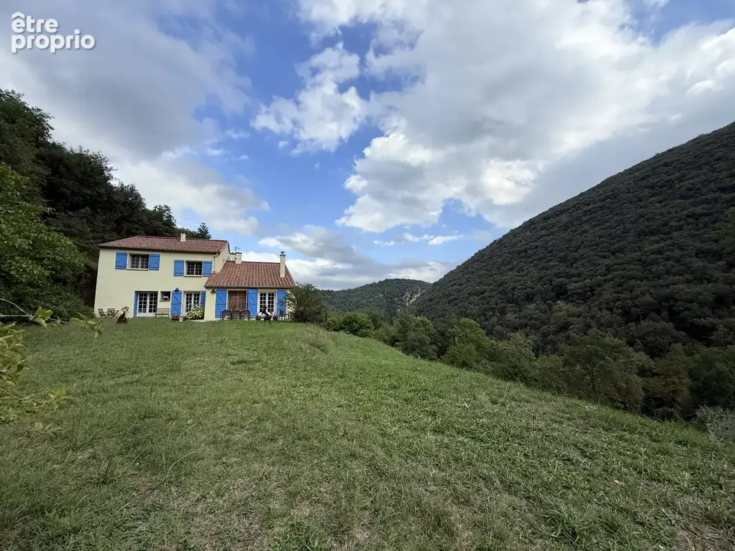 Propriete d'exception - mas de type f6 sur 41 hectares - sud de la france - photo 12
