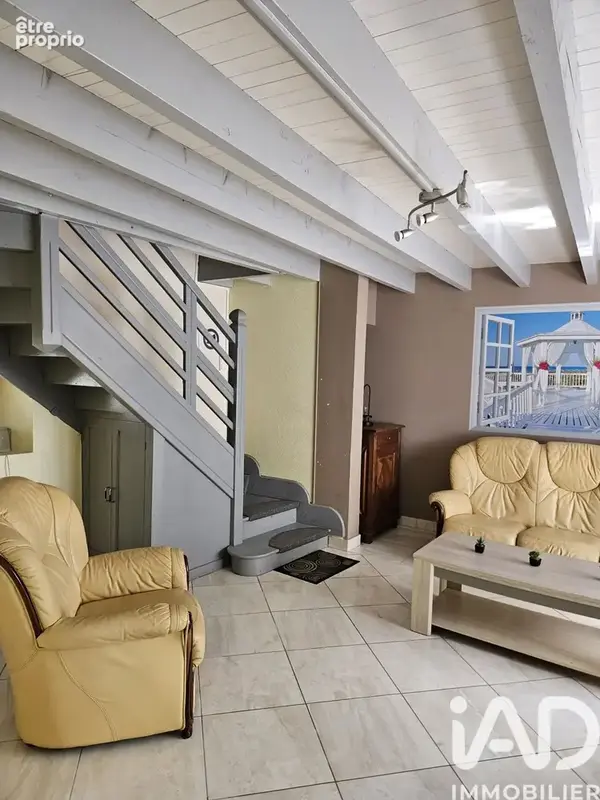 Photo 1 - Maison à SAINT-BONNET-SUR-GIRONDE