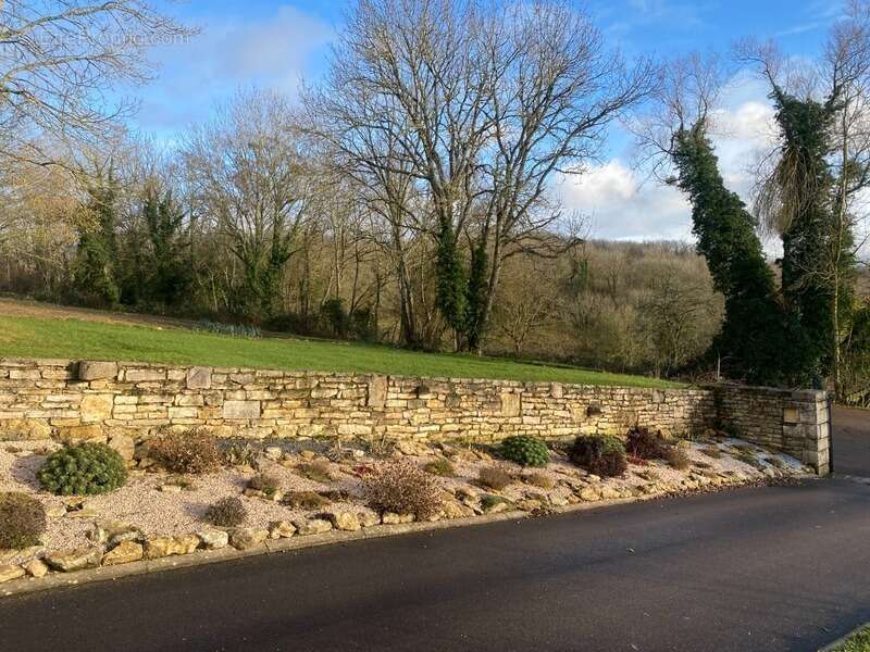 Maison à POUILLY-EN-AUXOIS